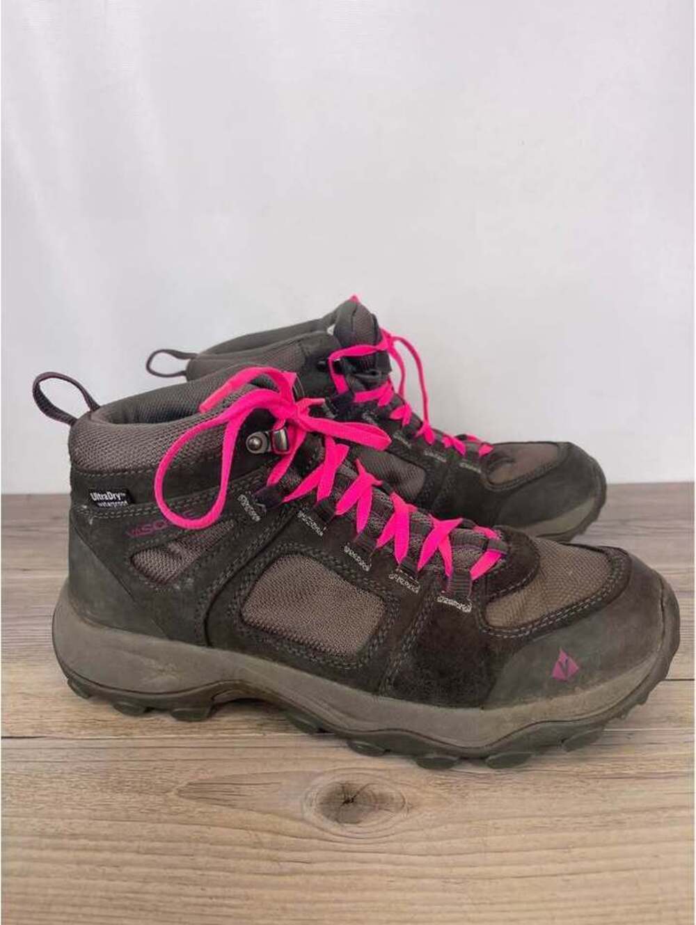Vasque UltraDry Waterproof Hiking Boots Women's Size 9.5US